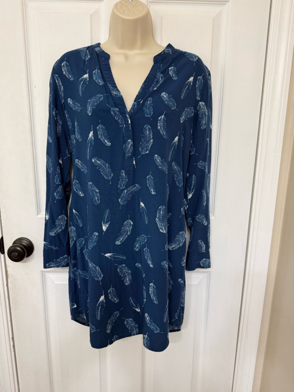 Banana Republic Feather Print Tunic Dress Blue Long Sleeve Size 6 - Picture 2 of 13